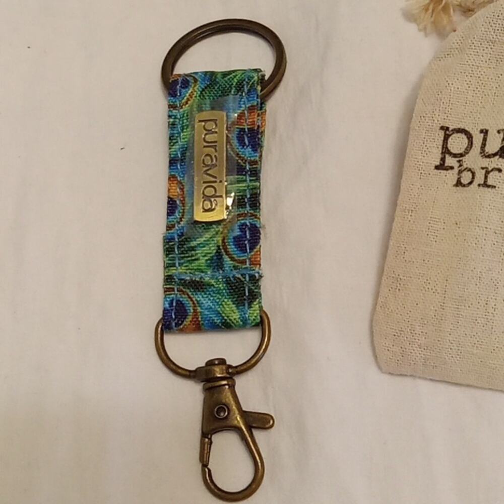 Pura Vida Keychain with Pouch - Picture 3 of 4